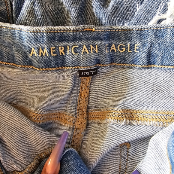 AE Curvy Mom Shorts - Picture 4 of 6